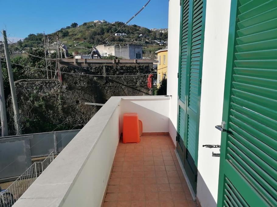 Grazioso Appartamento A Ischia Zona Pilastri エクステリア 写真